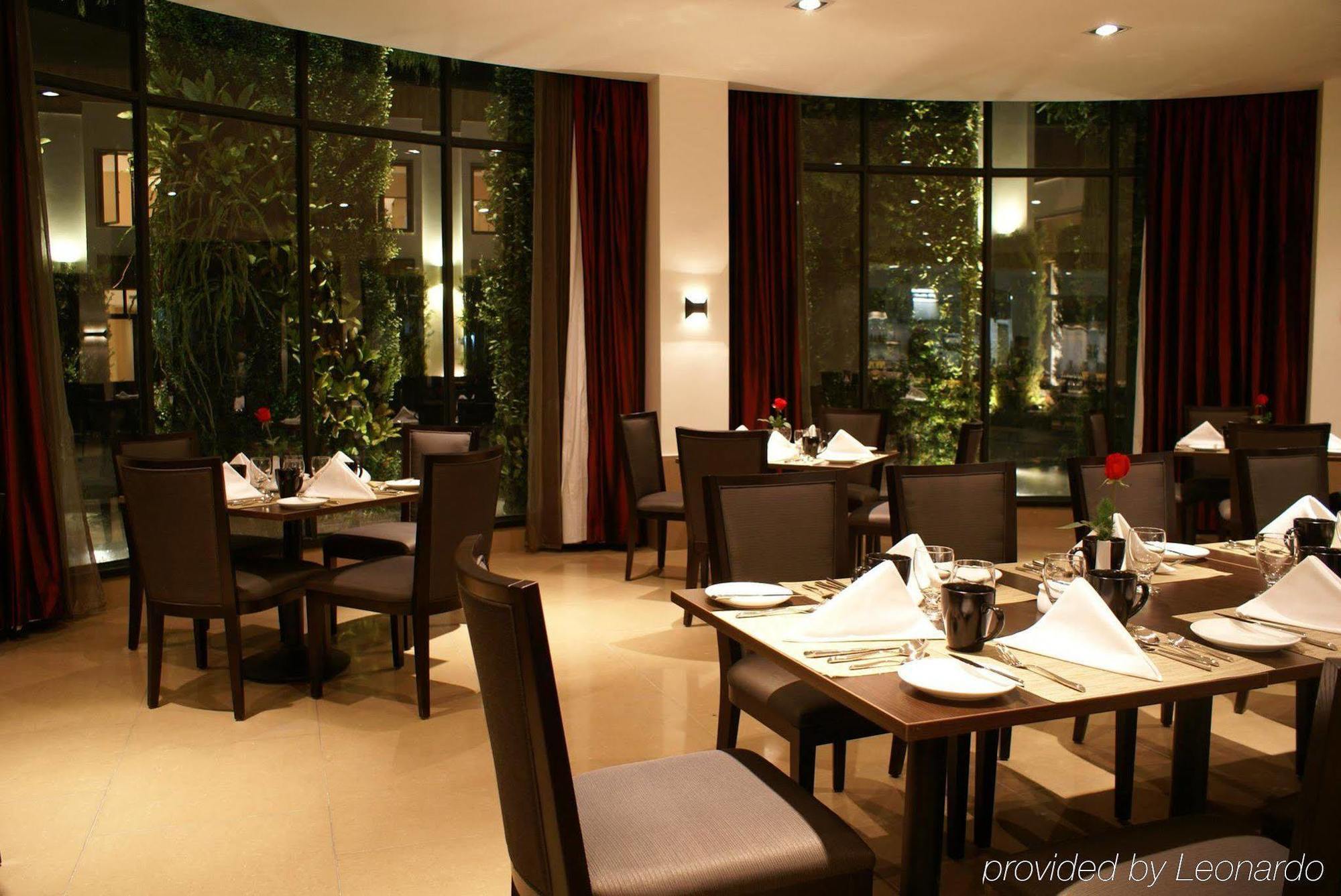 Four Points By Sheraton לאסה מראה חיצוני תמונה